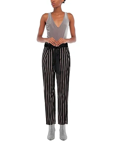 https://images.styletyx.com/images/black-plain-weave-casual-pants-marc-cain-3021123_2.webp
