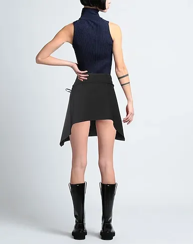 https://images.styletyx.com/images/black-plain-weave-mini-skirt-the-attico-875900932_3.webp
