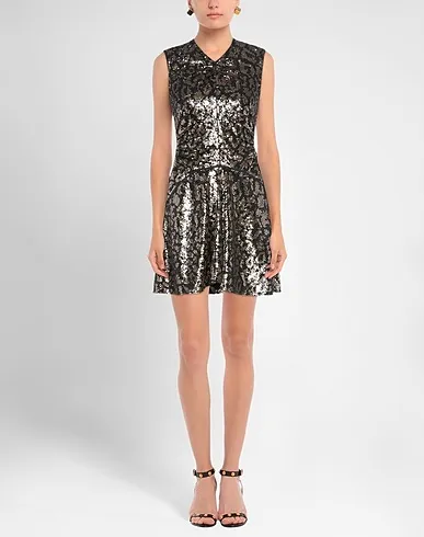 https://images.styletyx.com/images/black-plain-weave-sequin-dress-n21-3040833_3.webp