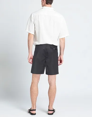 https://images.styletyx.com/images/black-plain-weave-shorts-bermuda-choice-13184443_3.webp