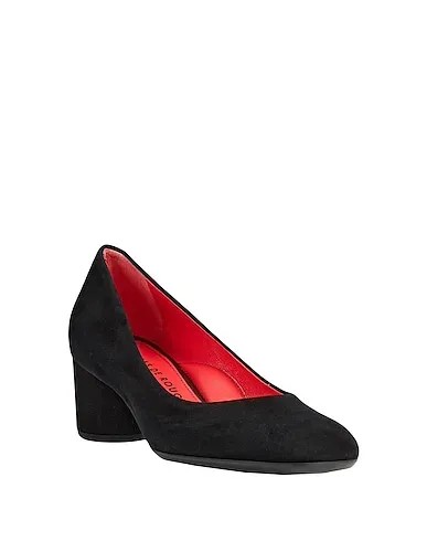 https://images.styletyx.com/images/black-pump-pas-de-rouge-1713228_2.webp