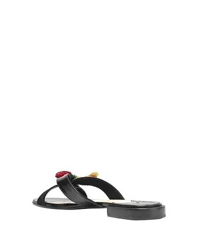 https://images.styletyx.com/images/black-sandals-altuzarra-1559171_3.webp
