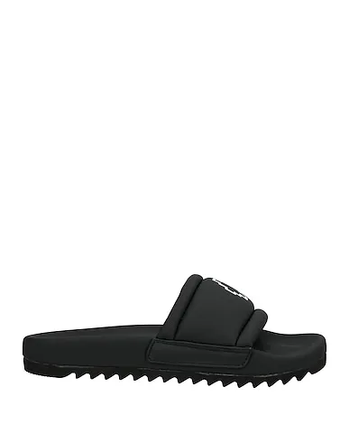 https://images.styletyx.com/images/black-sandals-marcelo-burlon-13086709_1.webp
