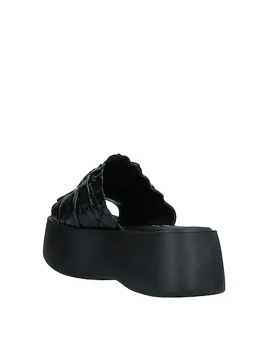 https://images.styletyx.com/images/black-sandals-melissa-isabela-capeto-3137481_3.webp