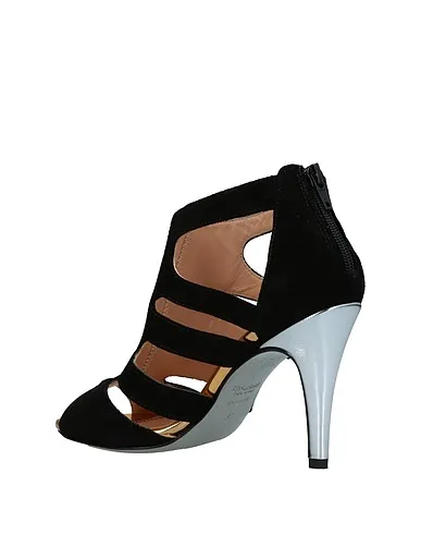 https://images.styletyx.com/images/black-sandals-tipe-e-tacchi-710472792_3.webp
