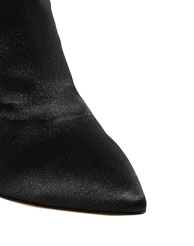 https://images.styletyx.com/images/black-satin-ankle-boot-gianvito-rossi-13453897_4.webp