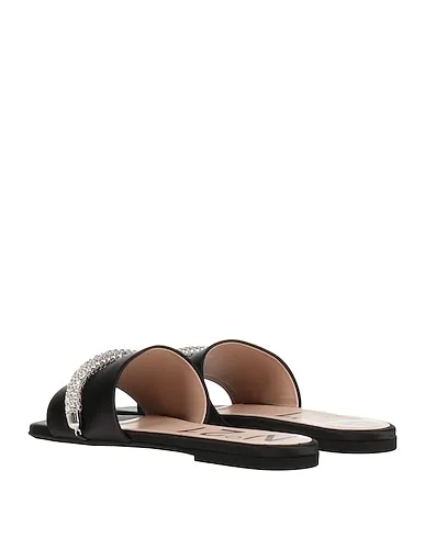 https://images.styletyx.com/images/black-satin-sandals-n21-13363848_3.webp