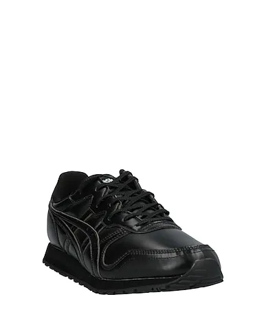 https://images.styletyx.com/images/black-sneakers-comme-des-garcons-x-asics-3255694_2.webp