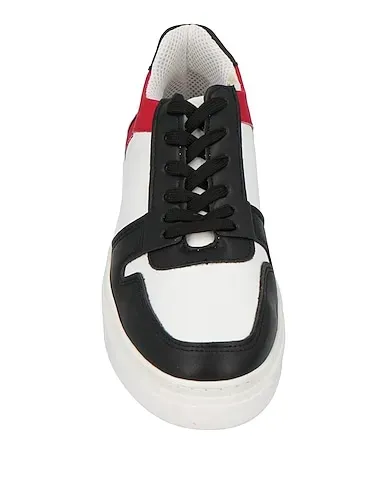 https://images.styletyx.com/images/black-sneakers-tsd12-2650385_4.webp