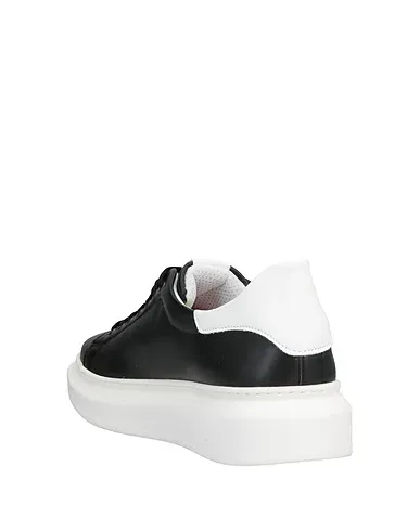 https://images.styletyx.com/images/black-sneakers-tsd12-2657958_3.webp