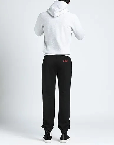 https://images.styletyx.com/images/black-sweatshirt-casual-pants-iuter-1130883733_3.webp