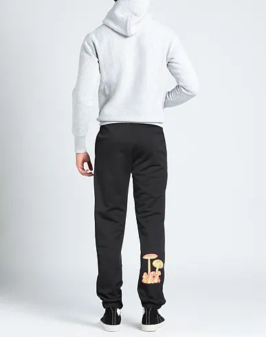 https://images.styletyx.com/images/black-sweatshirt-casual-pants-iuter-726707522_3.webp