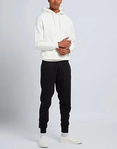 https://images.styletyx.com/images/black-sweatshirt-casual-pants-selected-homme-3125059_2.webp