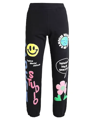 https://images.styletyx.com/images/black-sweatshirt-casual-pants-smiley-collage-sweatpants-market-3305555_1.webp