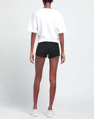https://images.styletyx.com/images/black-sweatshirt-shorts-bermuda-bhmg-16053375_3.webp
