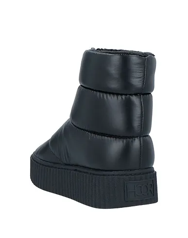 https://images.styletyx.com/images/black-techno-fabric-ankle-boot-hoor-926852242_3.webp