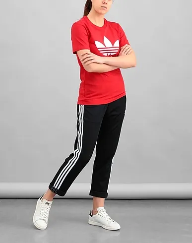 https://images.styletyx.com/images/black-techno-fabric-casual-pants-bf-pants-pb-adidas-428471_4.webp