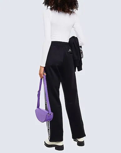 https://images.styletyx.com/images/black-techno-fabric-casual-pants-marc-jacobs-13342308_3.webp