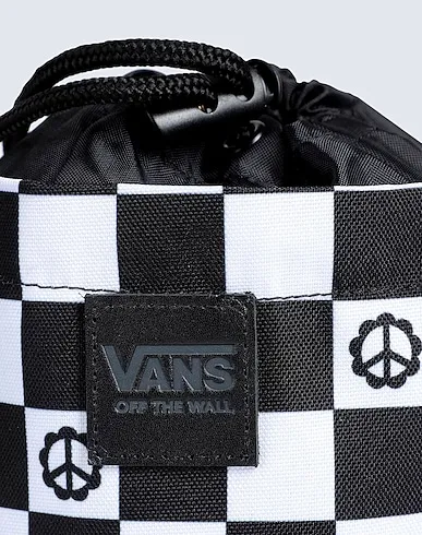 https://images.styletyx.com/images/black-techno-fabric-cross-body-bags-hydro-crossbody-vans-2428200_4.webp