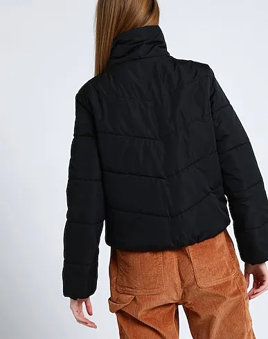 https://images.styletyx.com/images/black-techno-fabric-shell-jacket-wm-foundry-v-puffer-mte-vans-1647225_3.webp