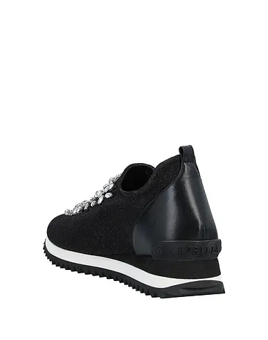 https://images.styletyx.com/images/black-techno-fabric-sneakers-le-silla-2697027_3.webp