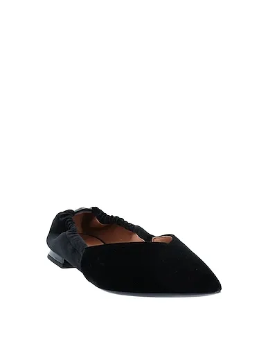 https://images.styletyx.com/images/black-velvet-ballet-flats-emporio-armani-2241782_2.webp