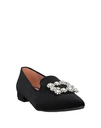 https://images.styletyx.com/images/black-velvet-loafers-geneve-13415478_2.webp