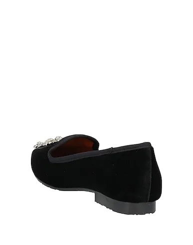 https://images.styletyx.com/images/black-velvet-loafers-islo-isabella-lorusso-1003742882_3.webp