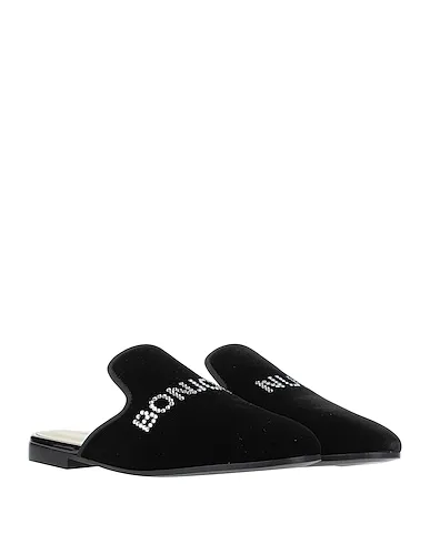 https://images.styletyx.com/images/black-velvet-mules-and-clogs-giuseppe-zanotti-2230341_2.webp