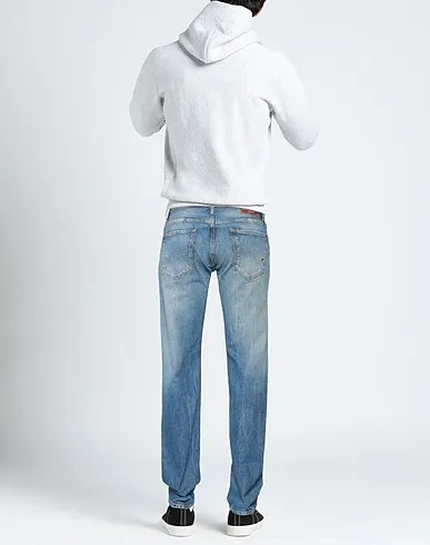 https://images.styletyx.com/images/blue-denim-denim-pants-tommy-hilfiger-13305585_3.webp