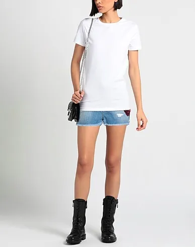https://images.styletyx.com/images/blue-denim-denim-shorts-my-t-shirt-3027460_2.webp