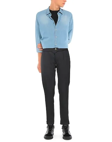 https://images.styletyx.com/images/blue-plain-weave-casual-pants-domenico-tagliente-1698545_2.webp