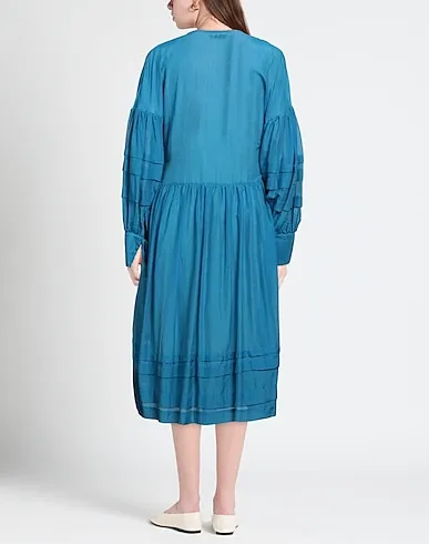 https://images.styletyx.com/images/blue-plain-weave-midi-dress-pdr-phisique-du-role-1277353888_3.webp