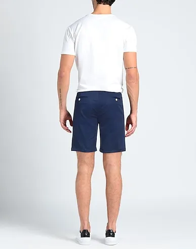 https://images.styletyx.com/images/blue-plain-weave-shorts-bermuda-roberto-p-luxury-13239136_3.webp