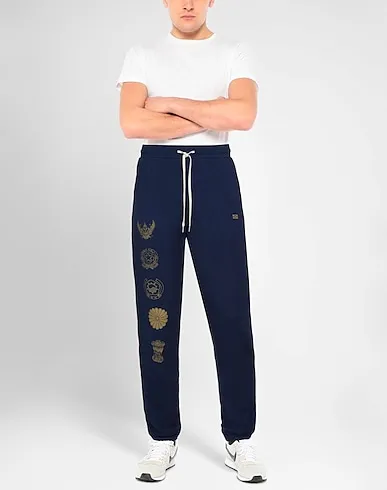 https://images.styletyx.com/images/blue-sweatshirt-casual-pants-john-elliott-3124988_2.webp
