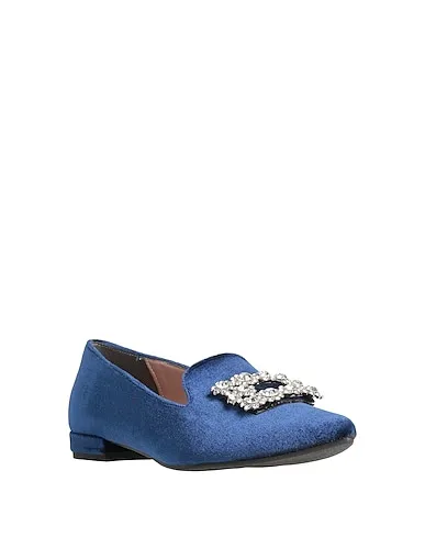 https://images.styletyx.com/images/blue-velvet-loafers-geneve-16274030_2.webp