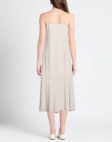 https://images.styletyx.com/images/blush-crepe-long-dress-rue-8isquit-13305478_3.webp