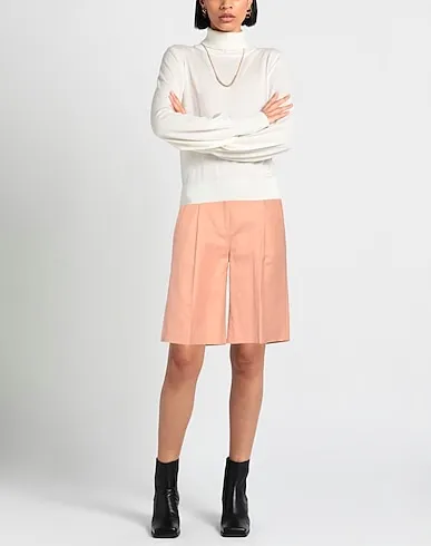 https://images.styletyx.com/images/blush-gabardine-shorts-bermuda-eleventy-3086754_2.webp