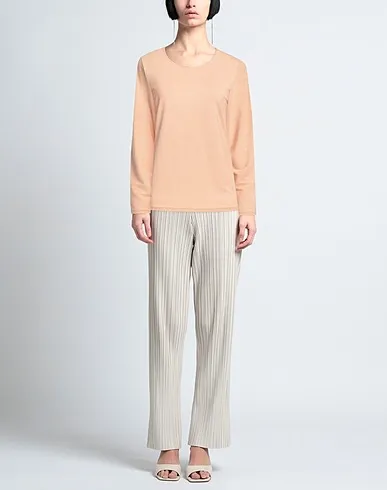 https://images.styletyx.com/images/blush-jersey-t-shirt-maria-bellentani-1223228139_2.webp