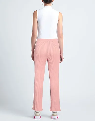 https://images.styletyx.com/images/blush-knitted-casual-pants-marques-almeida-13256253_3.webp