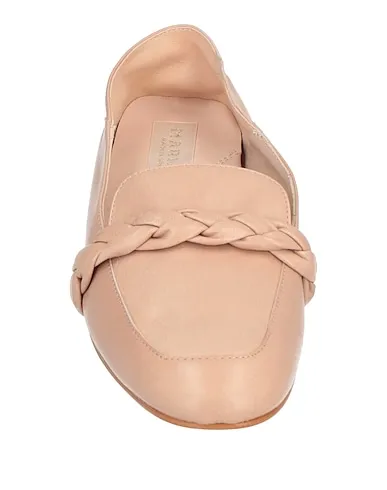 https://images.styletyx.com/images/blush-leather-loafers-marian-12920874_4.webp