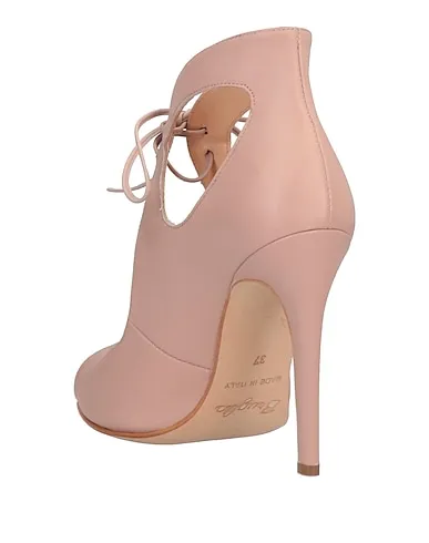 https://images.styletyx.com/images/blush-leather-pump-bruglia-12955202_3.webp