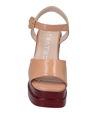 https://images.styletyx.com/images/blush-leather-sandals-strategia-13045731_4.webp