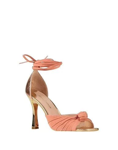 https://images.styletyx.com/images/blush-sandals-gold-rouge-3209871_2.webp