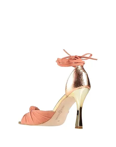 https://images.styletyx.com/images/blush-sandals-gold-rouge-3209871_3.webp