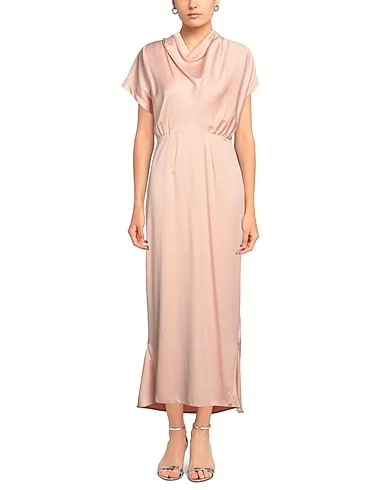 https://images.styletyx.com/images/blush-satin-long-dress-closet-2829948_2.webp