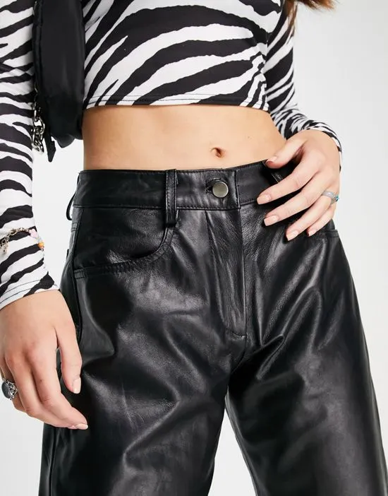 https://images.styletyx.com/images/boot-cut-leather-pants-in-black-bolongaro-trevor-13303191_3.webp