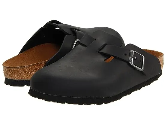 https://images.styletyx.com/images/boston-oiled-leather-unisex-birkenstock-2014811_1.webp