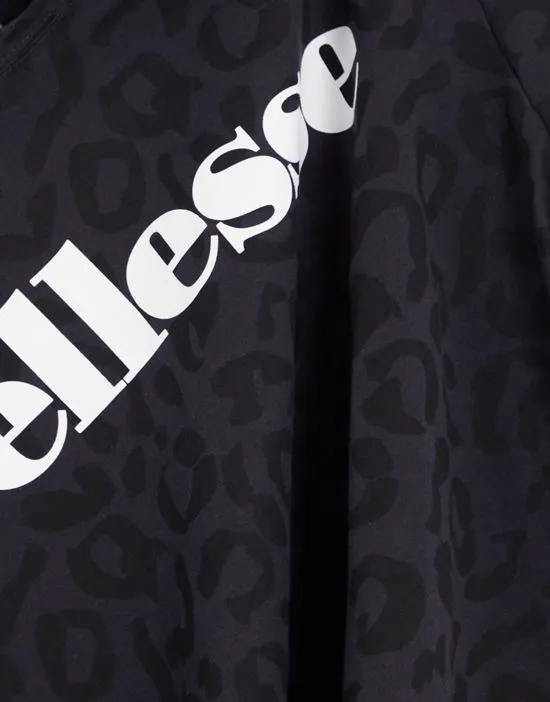 https://images.styletyx.com/images/boyfriend-t-shirt-in-leopard-print-logo-in-black-ellesse-2700434_4.webp
