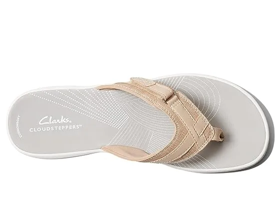 https://images.styletyx.com/images/breeze-sea-clarks-2965273_2.webp